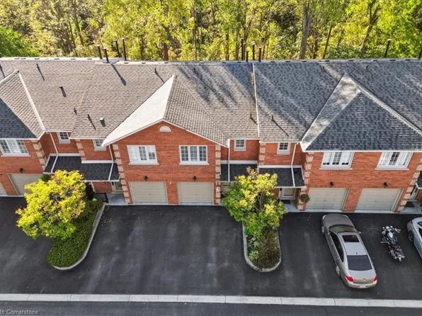 255 Mount Albion Rd #46, Hamilton, ON L8K 6P8