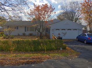 205 Old Liverpool Rd, Liverpool, NY 13088