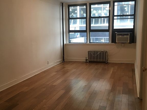 4th image of 243 W 54th St APT 1E
