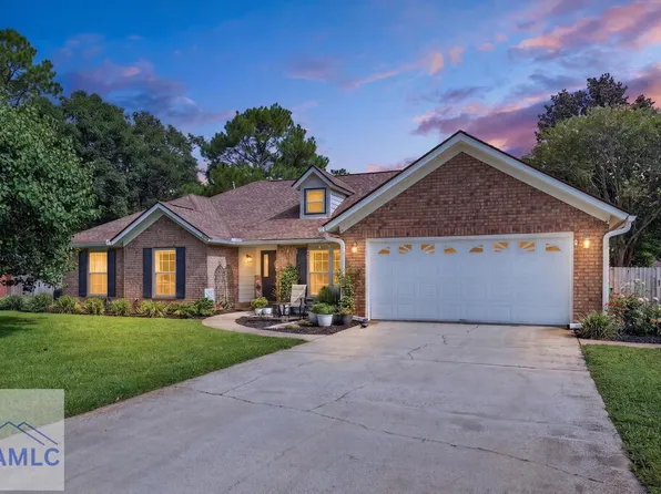 522 Maxwelton Cir, Hinesville, GA 31313