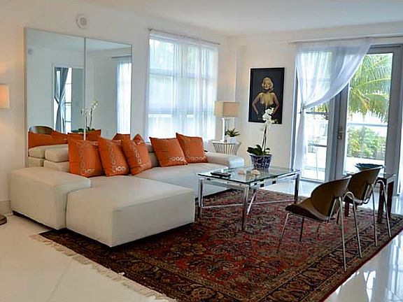 3rd image of 3739 Collins Ave #202