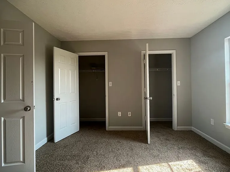 161 Coachman Ct — Photo 7