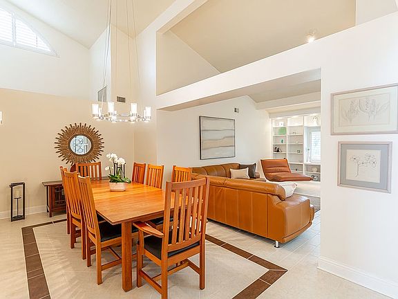 3rd image of 1410 Mayfield Ave