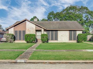 11527 Sagewillow Ln, Houston, TX 77089