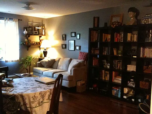 Rented by Cezanne Outlet LLC | media 23