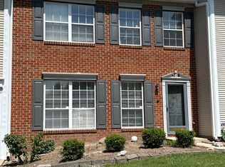 129 Columbus Dr, Franklin Park, NJ 08823