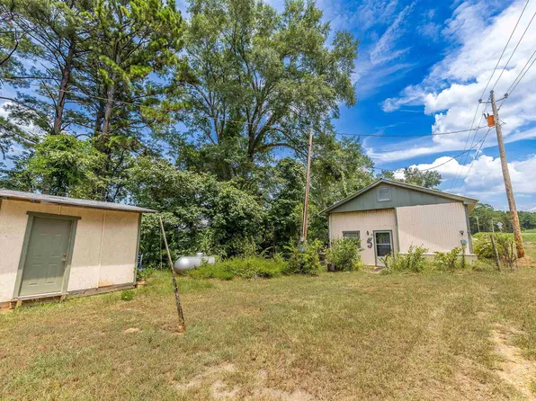 396 Highway 387 W, Chidester, AR 71726