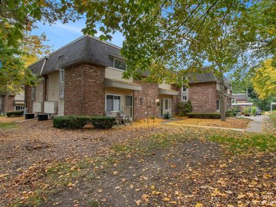 555 Long Shore Dr #A, Ann Arbor, MI, 48105