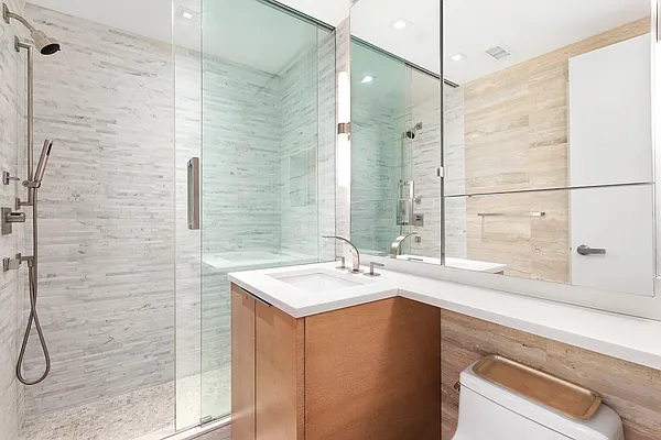 Sold by Compass | media 18