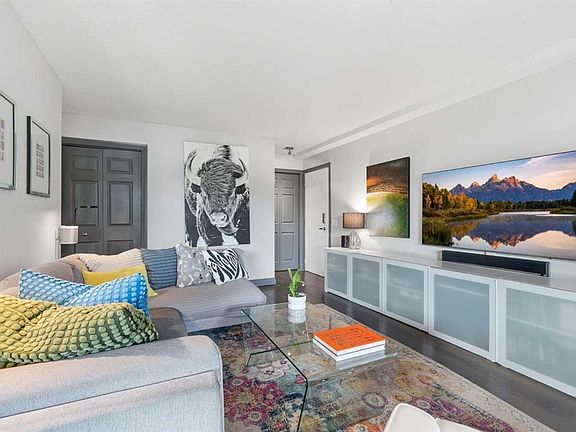4th image of 10120 E Brookpark Blvd SW #214