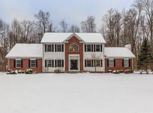 8428 Windsong Trl, Concord Township, OH 44077