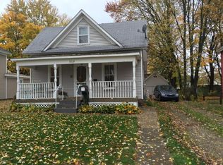 5539 Pleasant Ave, Hudsonville, MI 49426