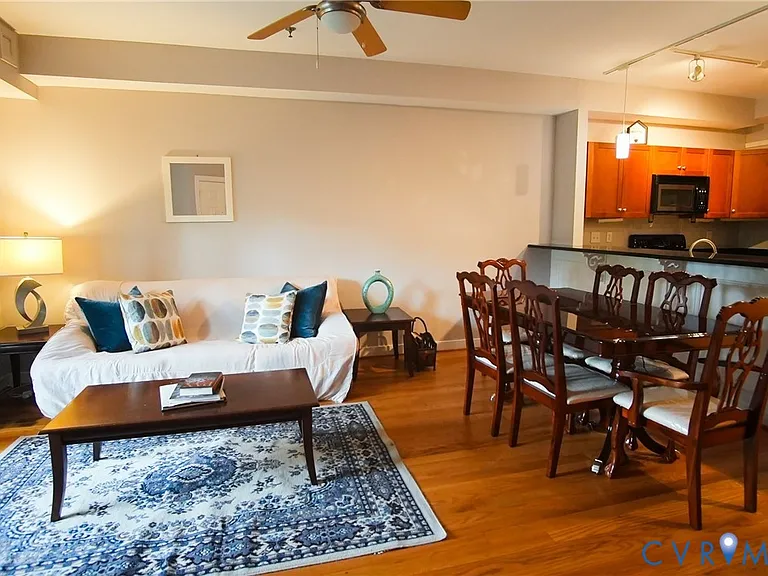 215 N 19th St #U11 — Photo 10