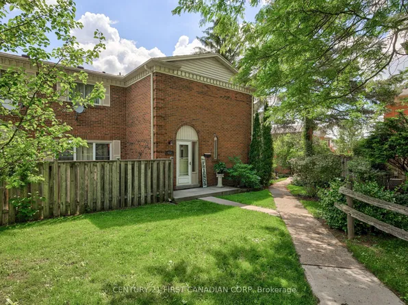 412 Homestead Ct, London, ON N6G 2E9