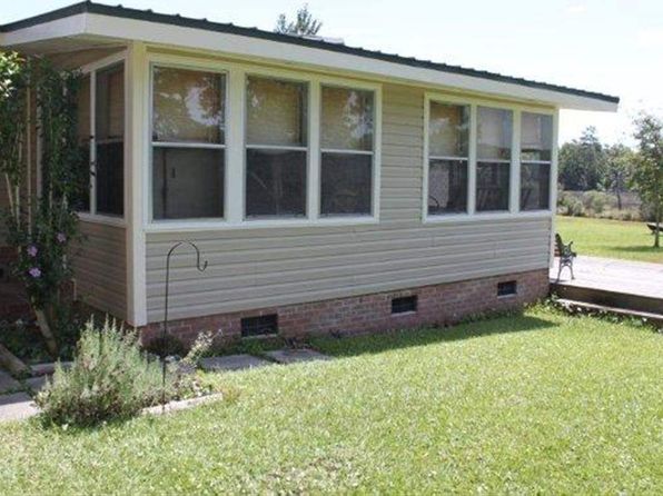245 Youpon Drive, Hubert, NC 28539