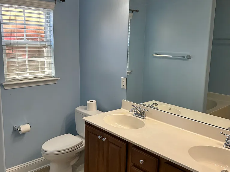 2444 Glyncastle Way — Photo 15