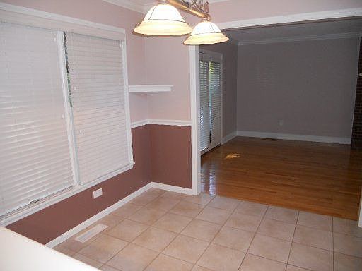 4th image of 8108 Crimson Ln