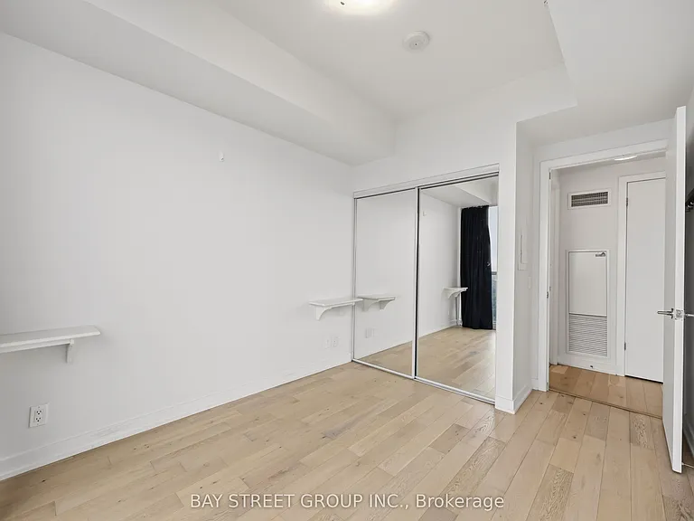 2212 Lake Shore Blvd W #4304 — Photo 29