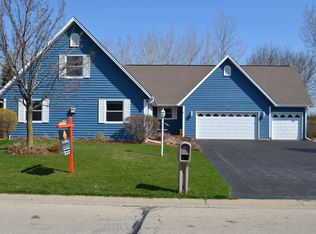 1004 Silent Sunday Ct, Racine, WI 53402