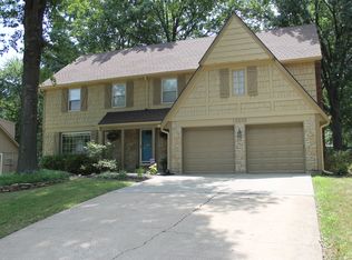 13205 W 75th Ter, Lenexa, KS 66216