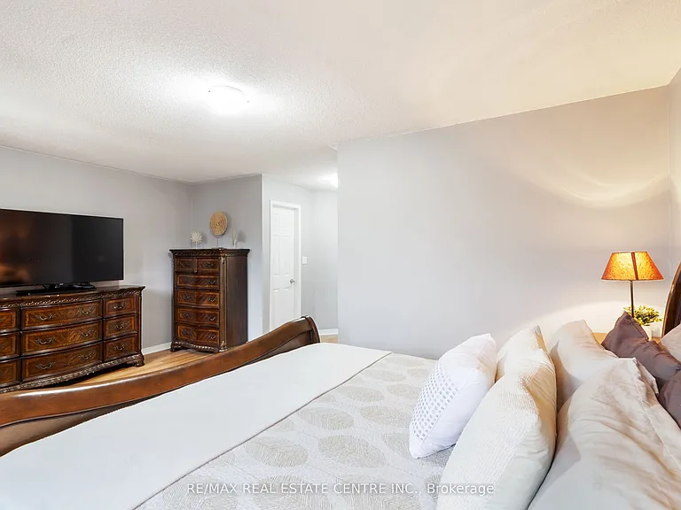 334 Perry Rd — Photo 33