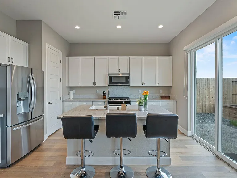 2813 Thistle Pine Ct — Photo 18
