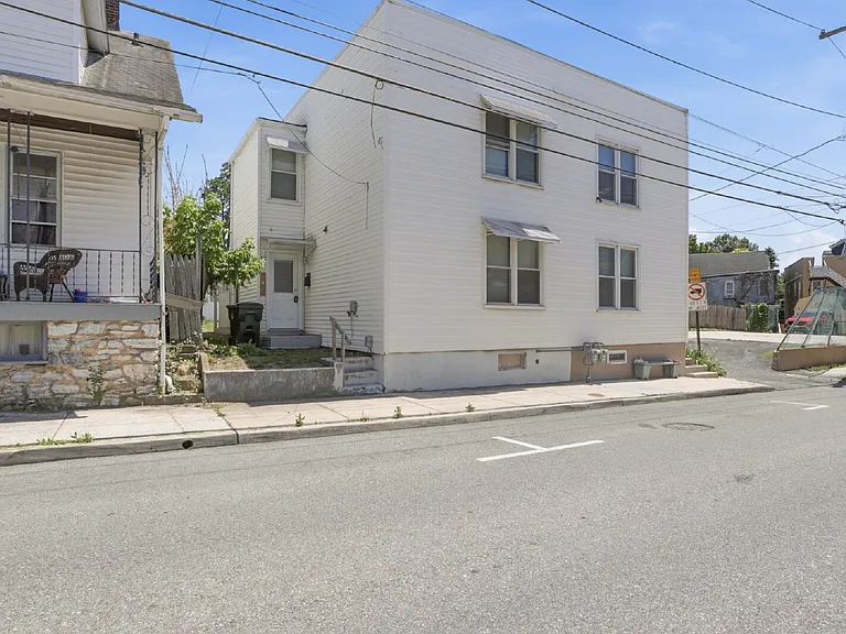 22 Winter St — Photo 1