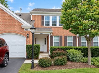 480 Green Bridge Ln APT B, Prospect Heights, IL 60070