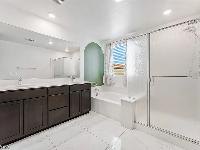 8448 Vulturo Ave — Photo 22