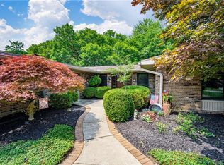 2537 Brown Bark Dr, Dayton, OH 45431