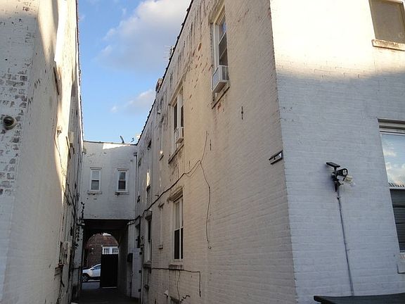 5th image of 3226 110th St
