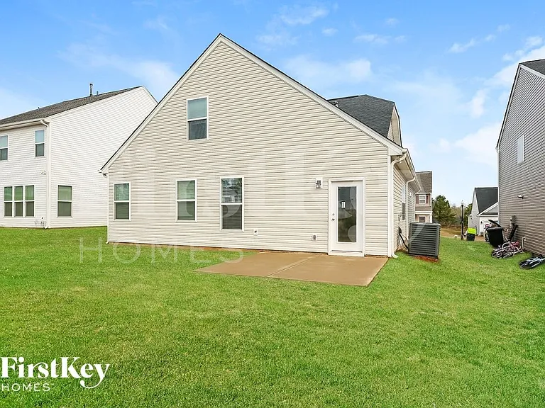 415 Stonefence Dr — Photo 15