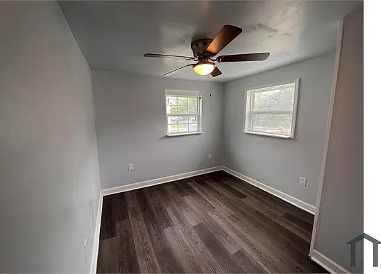 606 Little Ave — Photo 8