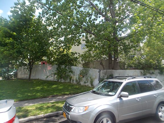 3rd image of 138 Pelican Cir