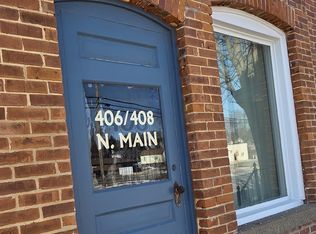 406-408 N Main St, Dodgeville, WI 53533