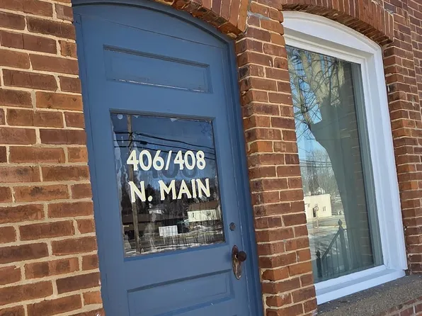 406-408 N Main St, Dodgeville, WI 53533