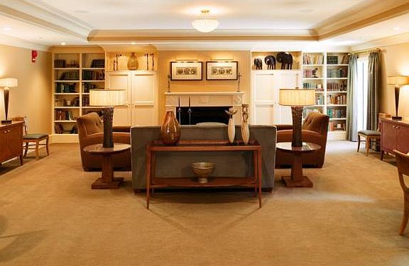 COMMUNITY CLUBROOM
