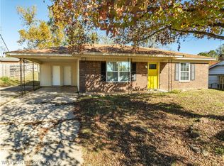 802 K St, Barling, AR 72923