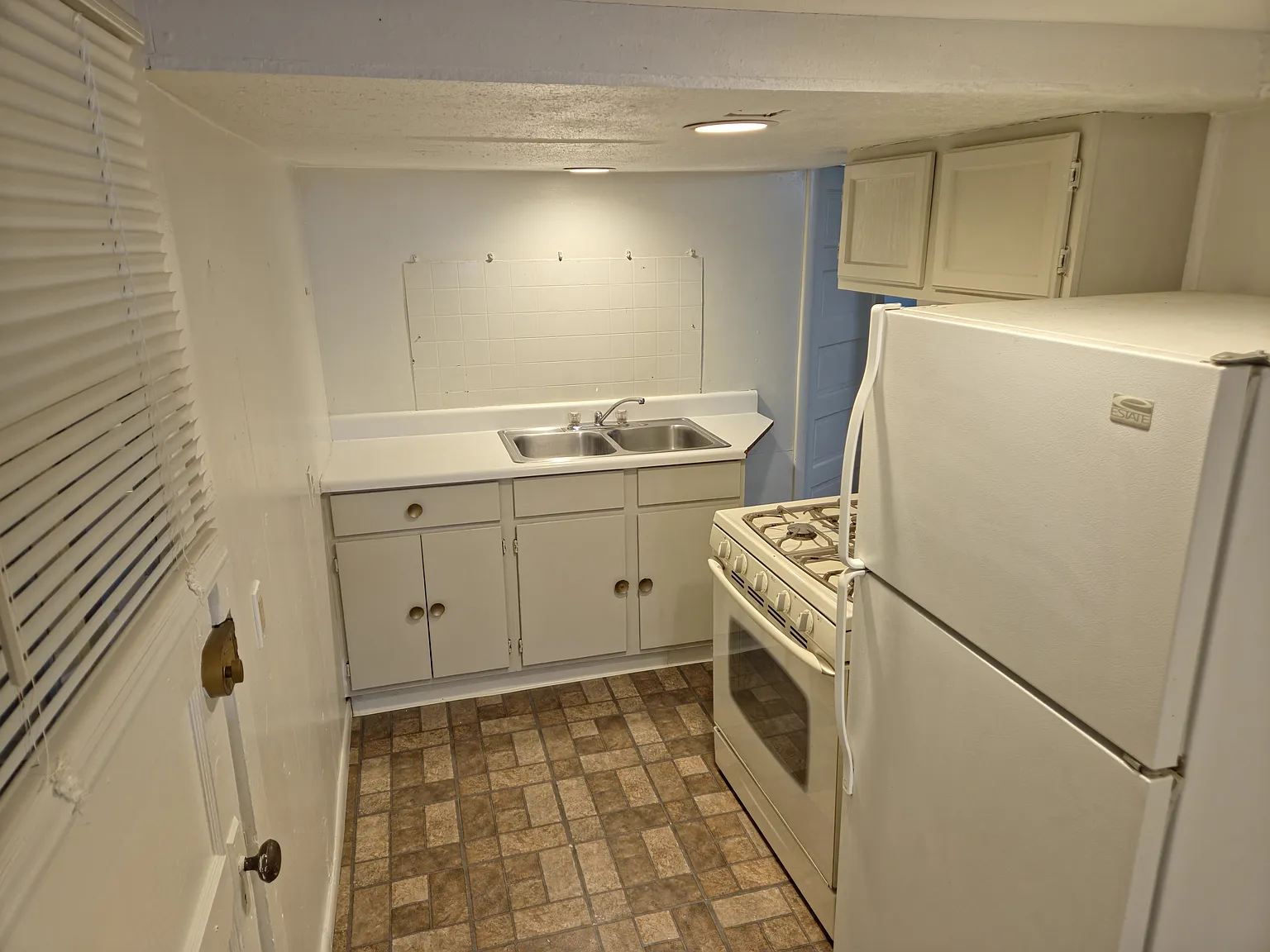 1 bed, 250 sqft, $950 — Photo 2