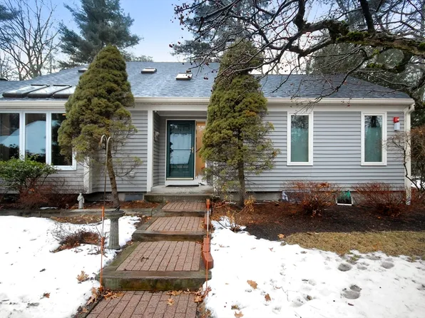 21 Birchwood Ln #21, Lincoln, MA 01773