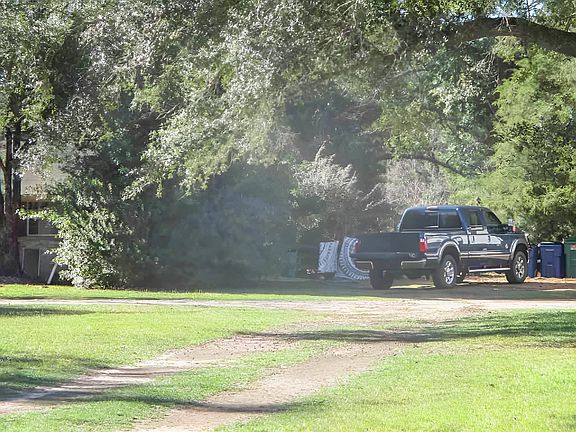 3rd image of 3426 Leatherwood Dr