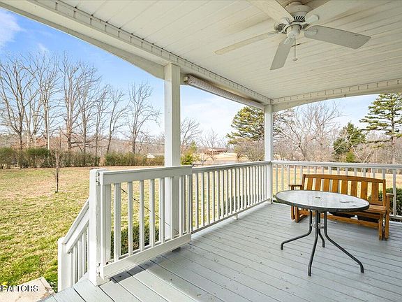 5th image of 2940 Grave Hill Rd