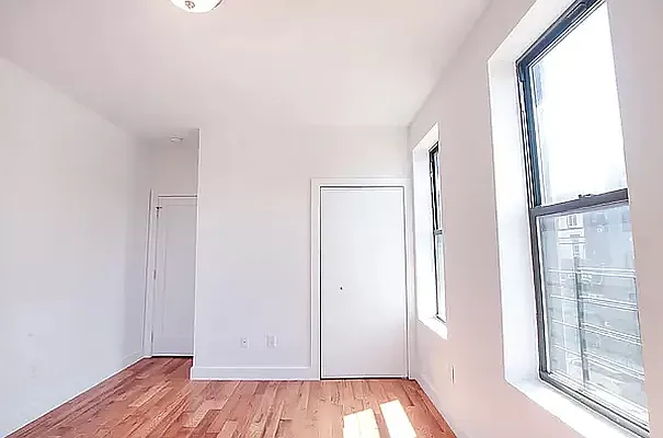 Rented by Blip LLC | media 4