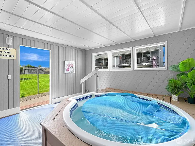 The Hot Tub in the Clubhouse remains open all year round.