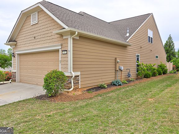 2nd image of 409 Golden Rod Ct