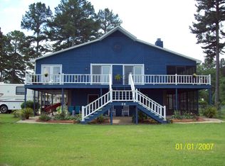 24 Rivermont Cir, Carrollton, AL 35447