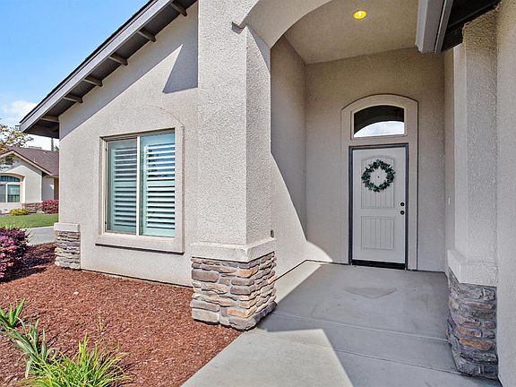 5th image of 2046 N Charter Oak Ct