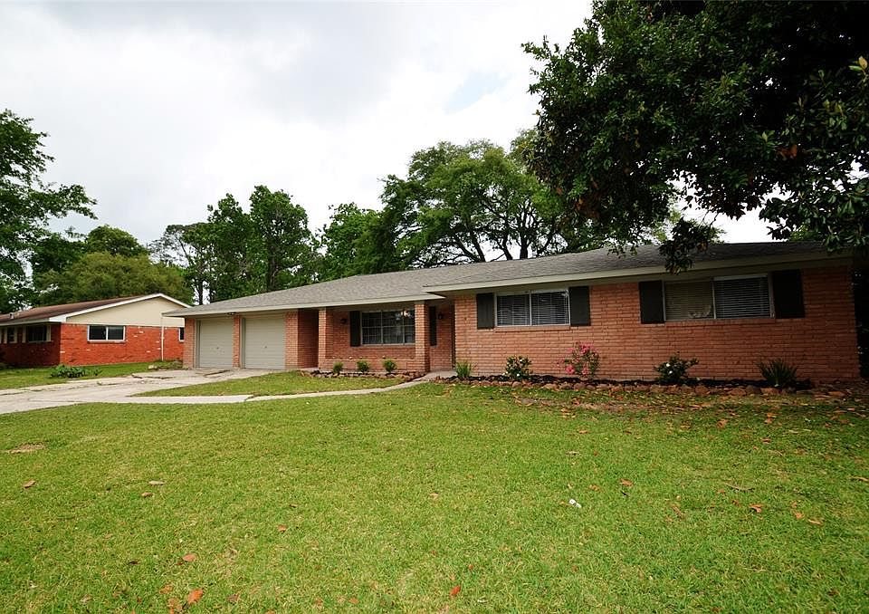 1st image of 5104 Tamarach Dr