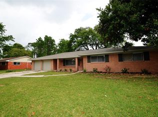 5104 Tamarach Dr, Baytown, TX 77521
