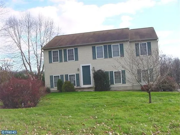 30 Ivy Ln, Nottingham, PA 19362